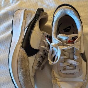 Nike White and Black Running Shoes